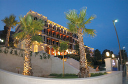 DUBROVNIK, HOTEL IMPERIAL – Today's luxury hotel Imperial Hilton is owned by the Atlantska plovidba Compnay, but up to 1941 it belonged to the Srpska banka Zagreb, as did the Lapad and Sumartin bathing areas
